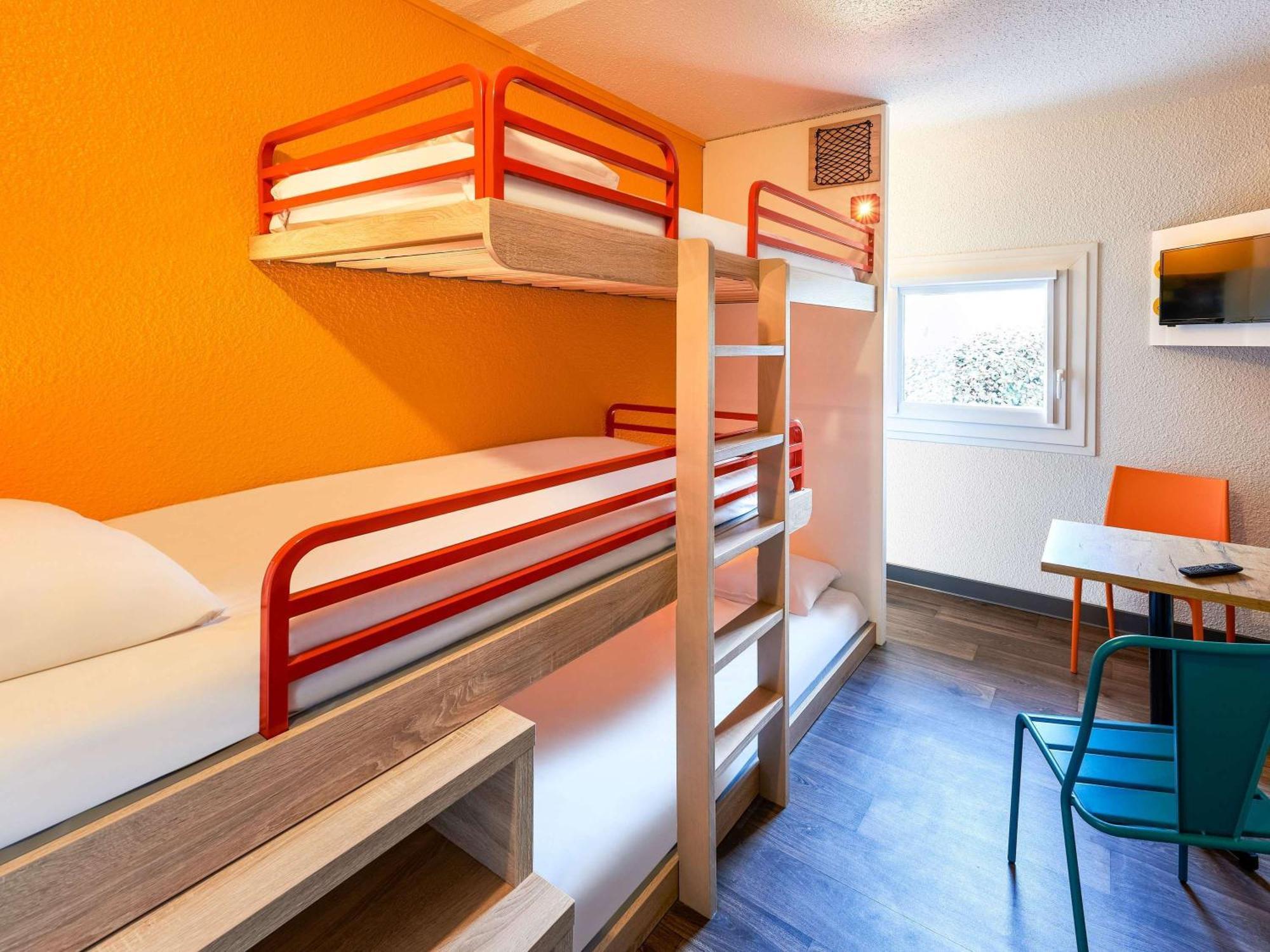 Hotelf1 Bretigny Sur Orge Zewnętrze zdjęcie