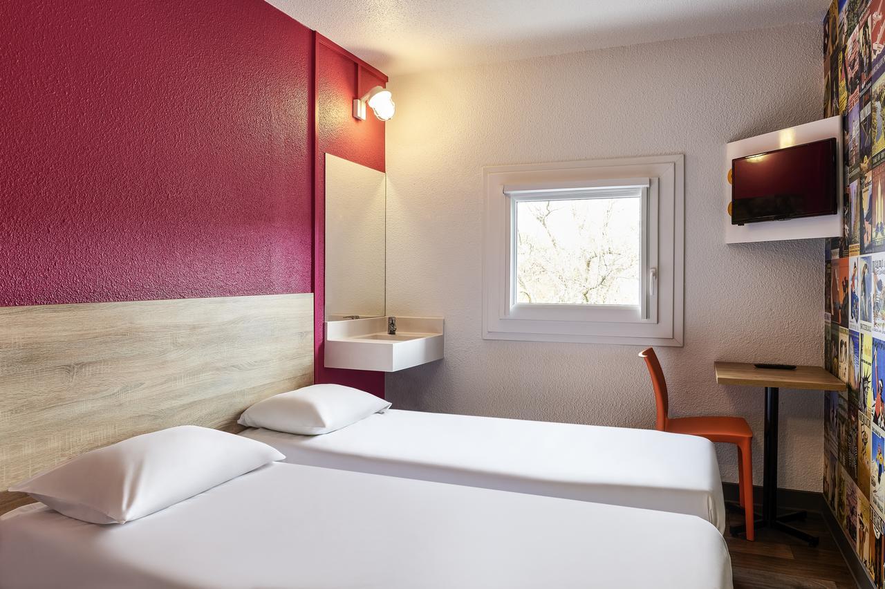 Hotelf1 Bretigny Sur Orge Zewnętrze zdjęcie